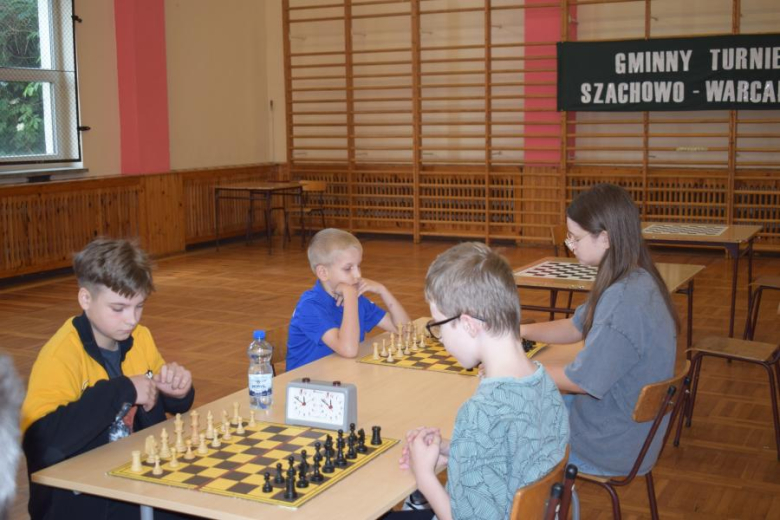 Turniej szachowo-warcabowy w Piersnie