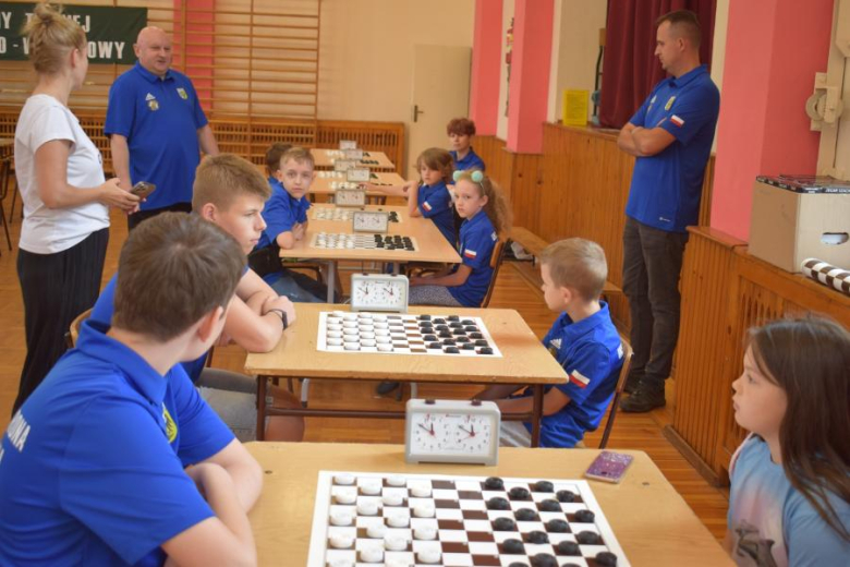 Turniej szachowo-warcabowy w Piersnie