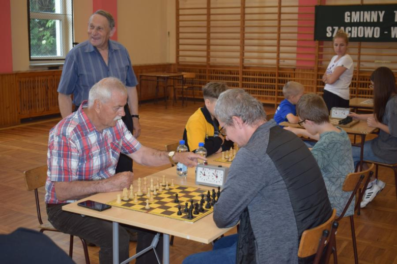 Turniej szachowo-warcabowy w Piersnie