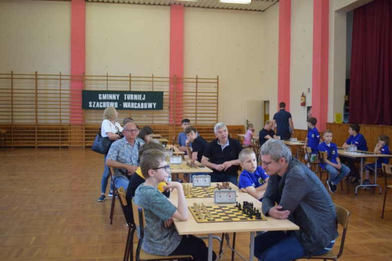 Turniej szachowo-warcabowy w Piersnie