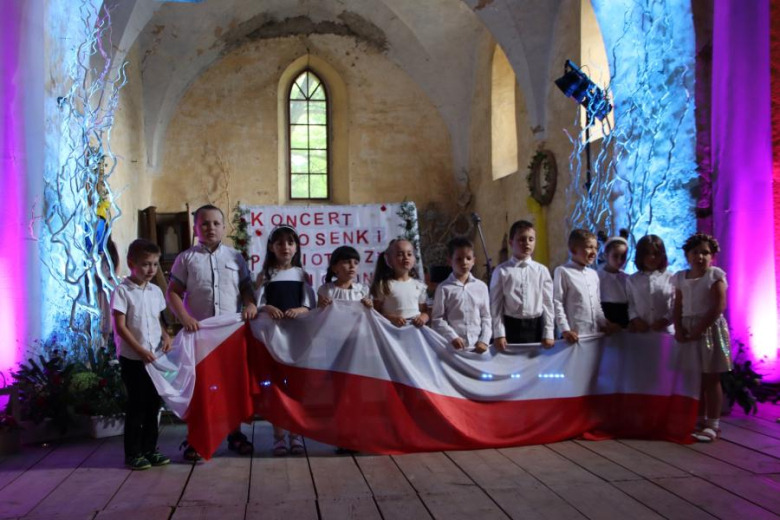 Koncert Piosenki Patriotyczno – Religijnej w Udaninie