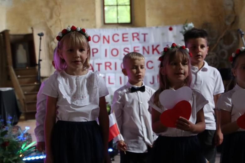 Koncert Piosenki Patriotyczno – Religijnej w Udaninie