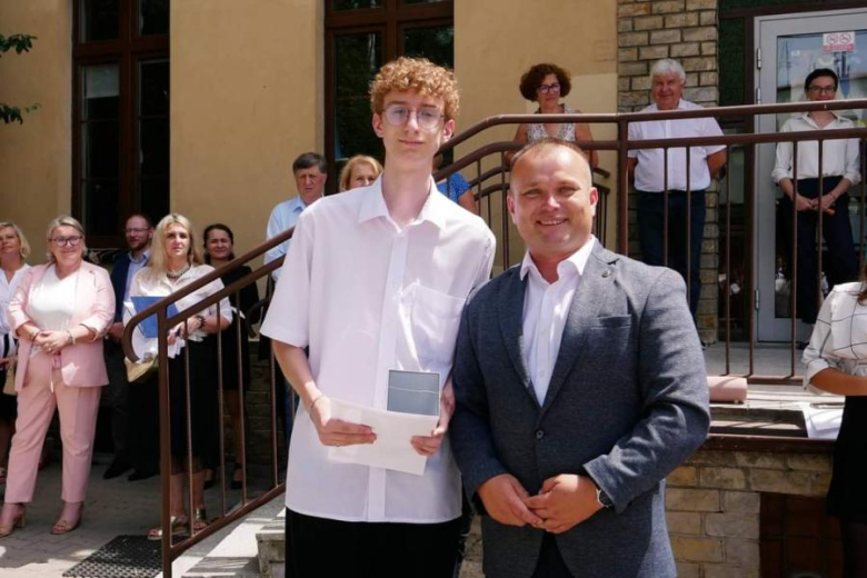 Powiatowe placówki oświatowe zakończyły rok szkolny