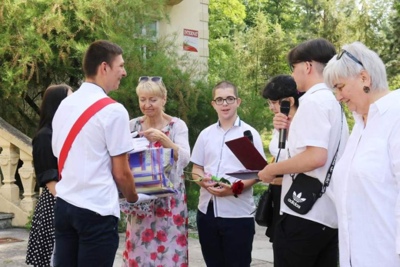 Powiatowe placówki oświatowe zakończyły rok szkolny