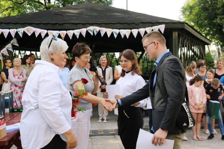 Powiatowe placówki oświatowe zakończyły rok szkolny