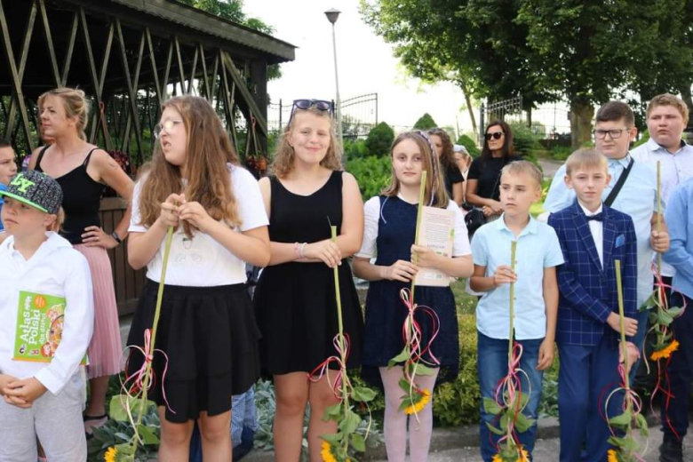 Powiatowe placówki oświatowe zakończyły rok szkolny