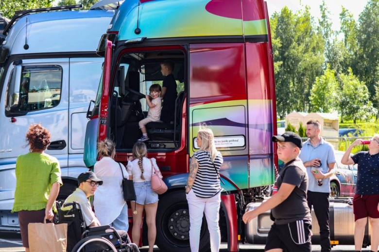 Powiatowo-Gminny Rajd Rowerowy z finałem u Drogowych Mikołajów w Ciechowie