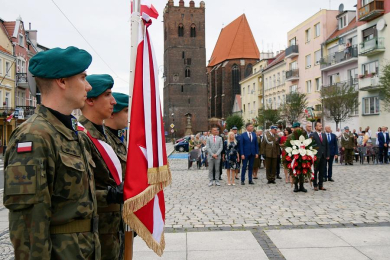 Uroczyste obchody Święta Wojska Polskiego w Środzie Śląskiej