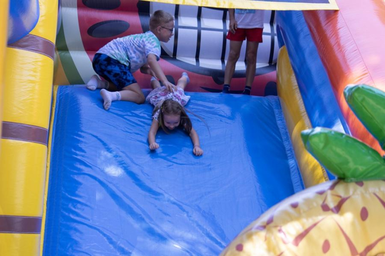 Sezonowa wypożyczalnia kajaków w Prężycach