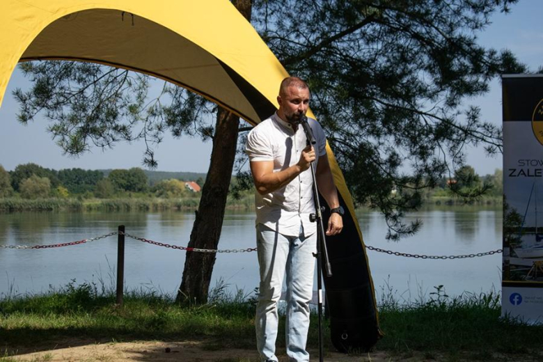 Sezonowa wypożyczalnia kajaków w Prężycach