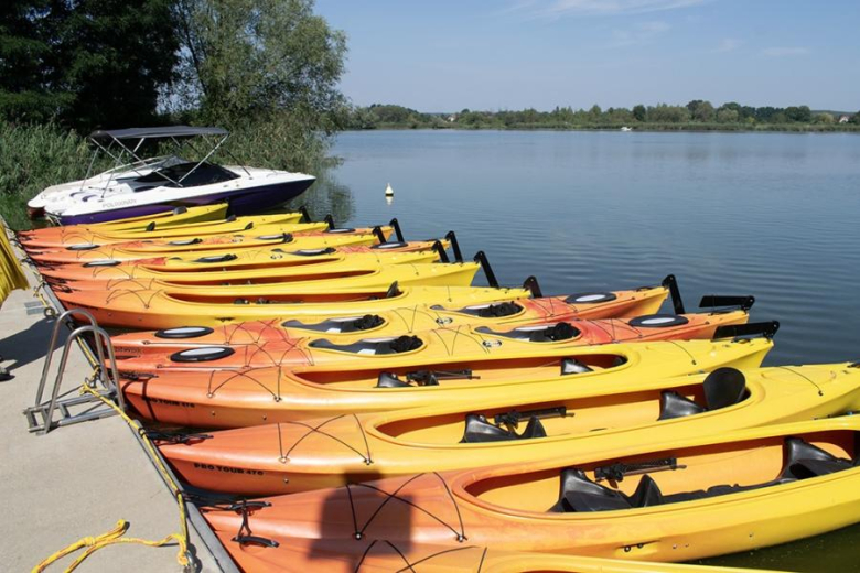 Sezonowa wypożyczalnia kajaków w Prężycach