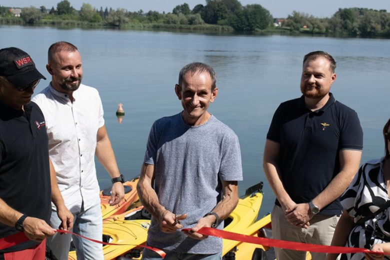 Sezonowa wypożyczalnia kajaków w Prężycach