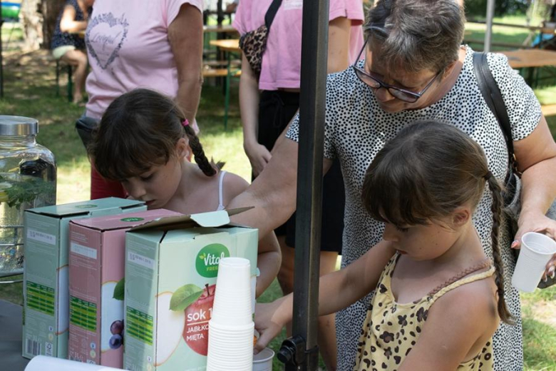 Sezonowa wypożyczalnia kajaków w Prężycach