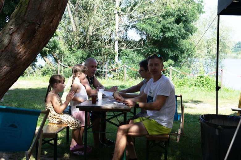 Sezonowa wypożyczalnia kajaków w Prężycach