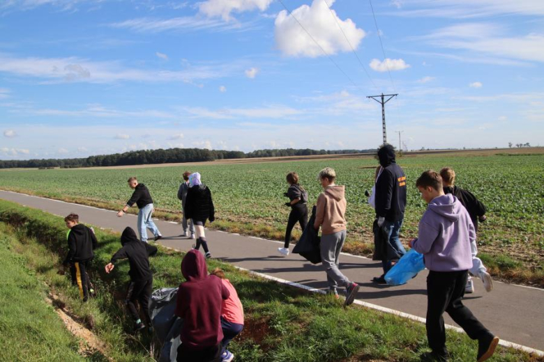 Sprzątanie świata w gminie Udanin