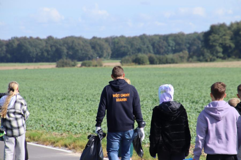Sprzątanie świata w gminie Udanin