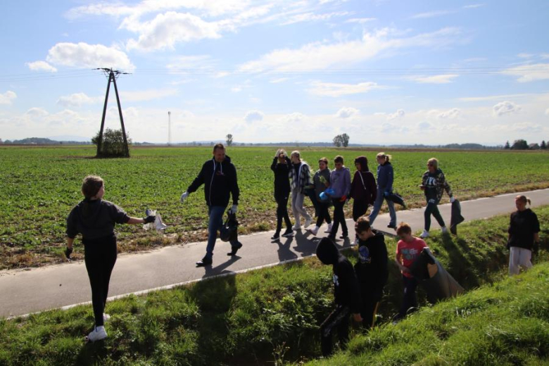 Sprzątanie świata w gminie Udanin