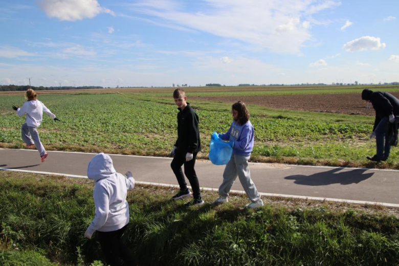 Sprzątanie świata w gminie Udanin