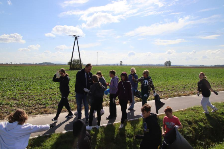 Sprzątanie świata w gminie Udanin