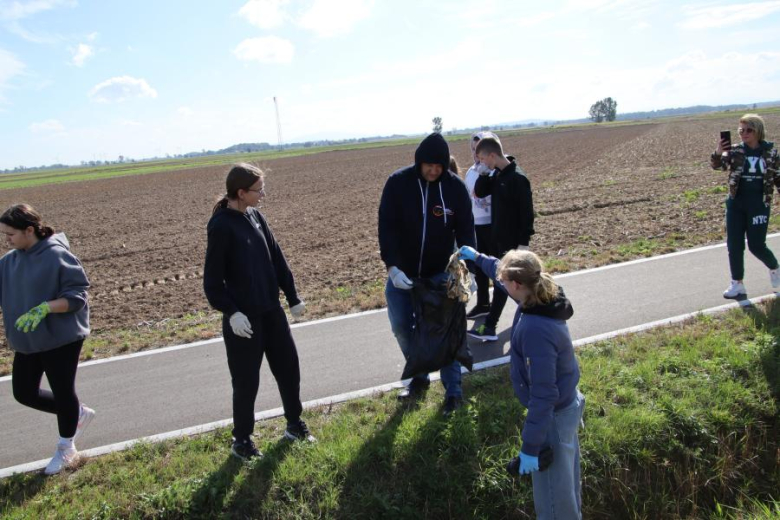 Sprzątanie świata w gminie Udanin