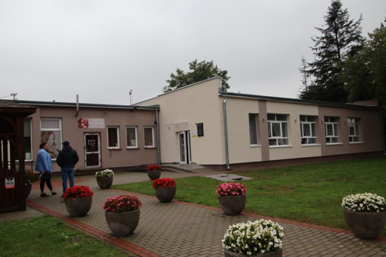 Zakończono termomodernizację elewacji świetlicy wiejskiej w Konarach