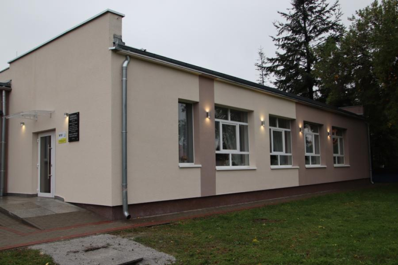 Zakończono termomodernizację elewacji świetlicy wiejskiej w Konarach