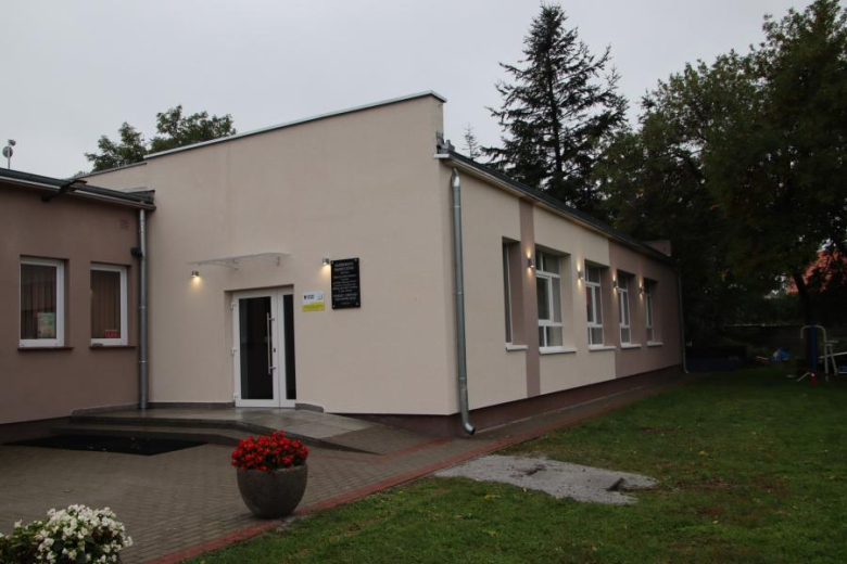 Zakończono termomodernizację elewacji świetlicy wiejskiej w Konarach