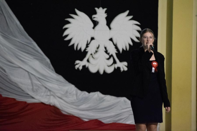 Wystepy artystyczne uczniów ze Szkoły Podstawowej w Miękini