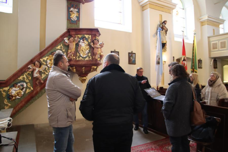 Odbiory prac w parafii w Piekarach oraz kościele w Lusinie