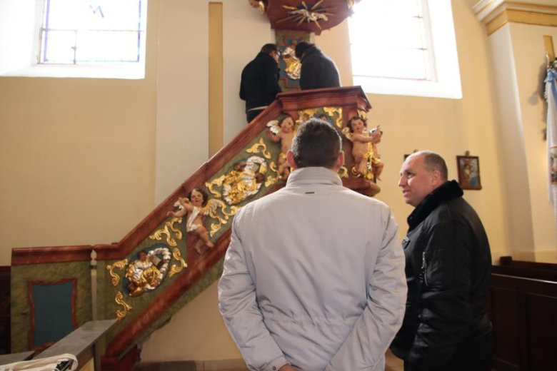 Odbiory prac w parafii w Piekarach oraz kościele w Lusinie