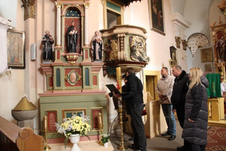 Odbiory prac w parafii w Piekarach oraz kościele w Lusinie