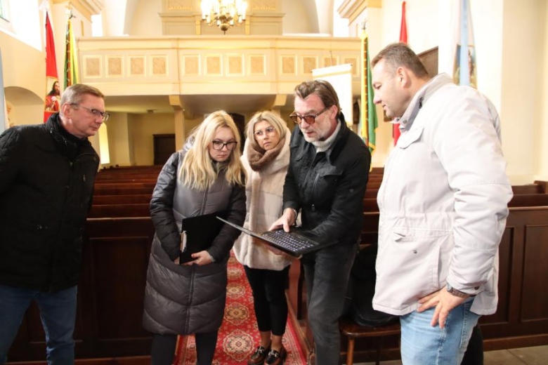 Odbiory prac w parafii w Piekarach oraz kościele w Lusinie