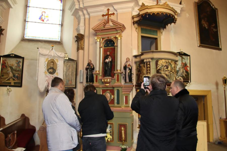 Odbiory prac w parafii w Piekarach oraz kościele w Lusinie