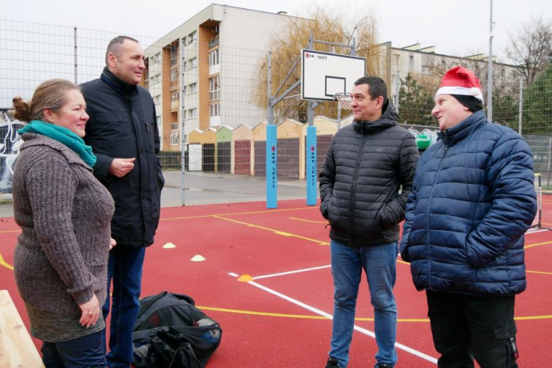 Turniej Mikołajkowy na średzkim orliku