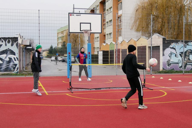 Turniej Mikołajkowy na średzkim orliku