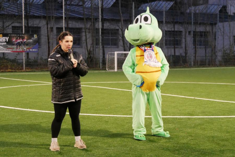 Turniej Mikołajkowy na średzkim orliku