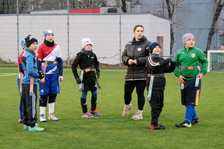 Turniej Mikołajkowy na średzkim orliku