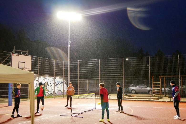 Turniej Mikołajkowy na średzkim orliku