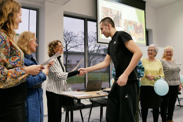 Seniorzy podziękowali młodzieży za wsparcie różnych inicjatyw