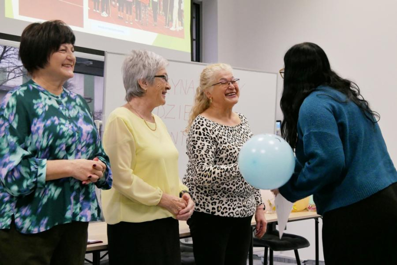 Seniorzy podziękowali młodzieży za wsparcie różnych inicjatyw