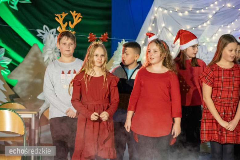 Kiermasz Bożonarodzeniowy w Miękini