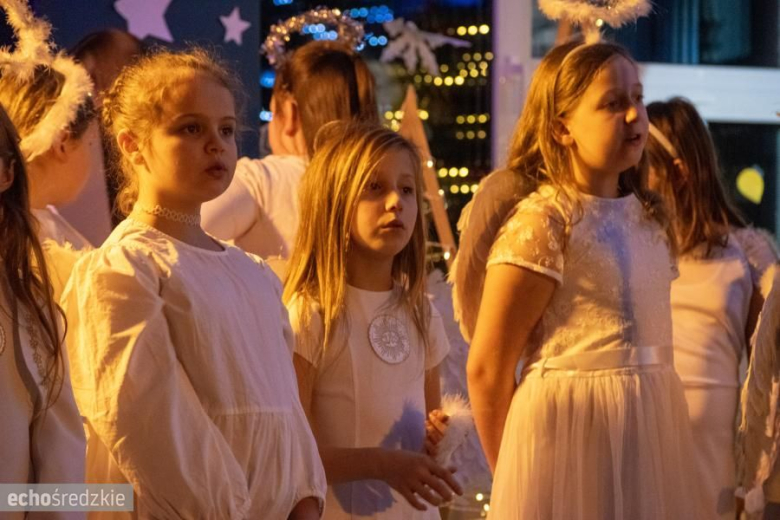 Jasełka w Szkole Podstawowej w Kostomłotach