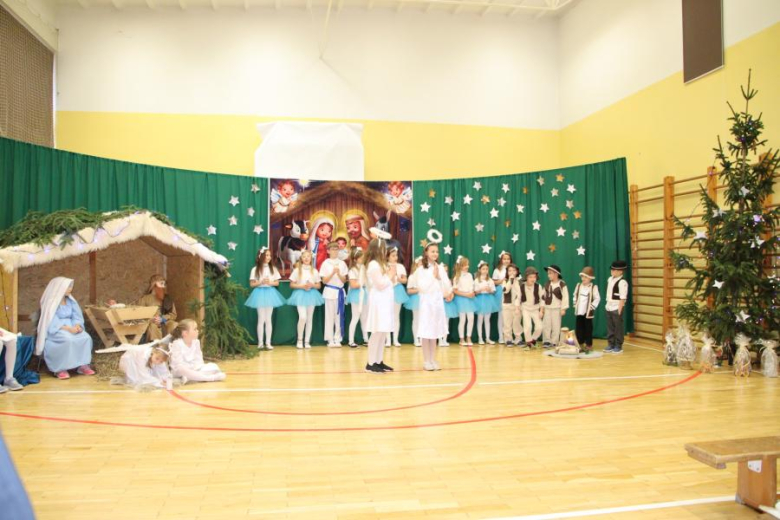 Świąteczny klimat zagościł w Szkole Podstawowej w Ujeździe Górnym