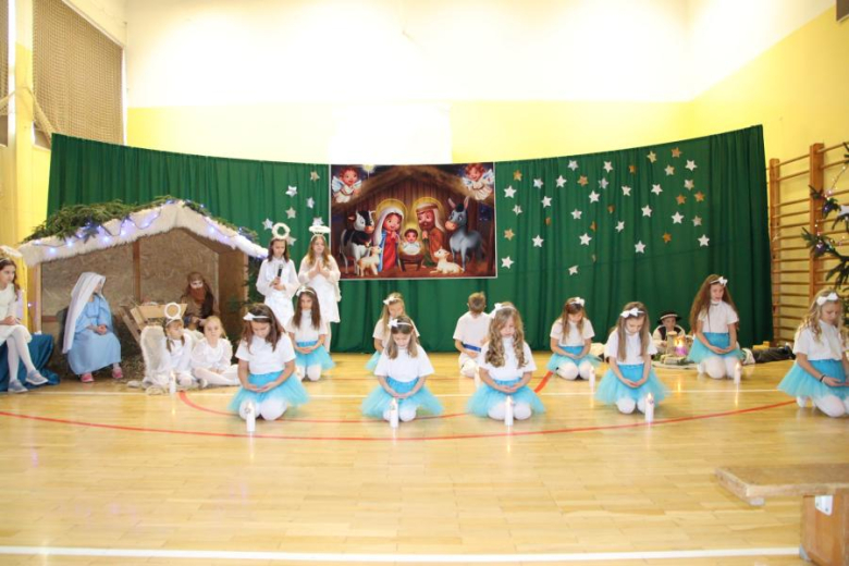 Świąteczny klimat zagościł w Szkole Podstawowej w Ujeździe Górnym