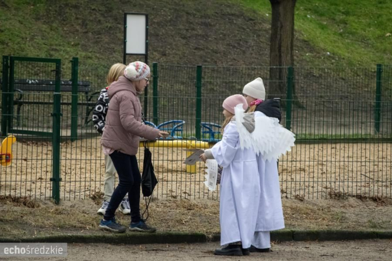 Barwny Orszak Trzech Króli przeszedł średzkimi ulicami