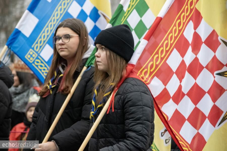 Barwny Orszak Trzech Króli przeszedł średzkimi ulicami