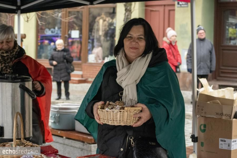 Barwny Orszak Trzech Króli przeszedł średzkimi ulicami