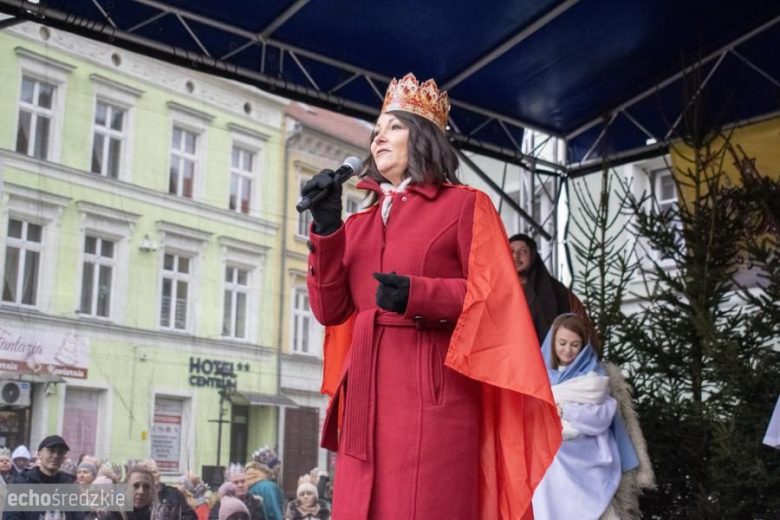 Barwny Orszak Trzech Króli przeszedł średzkimi ulicami