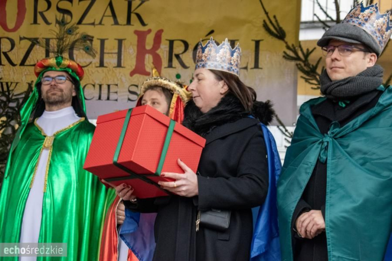 Barwny Orszak Trzech Króli przeszedł średzkimi ulicami