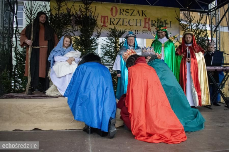 Barwny Orszak Trzech Króli przeszedł średzkimi ulicami